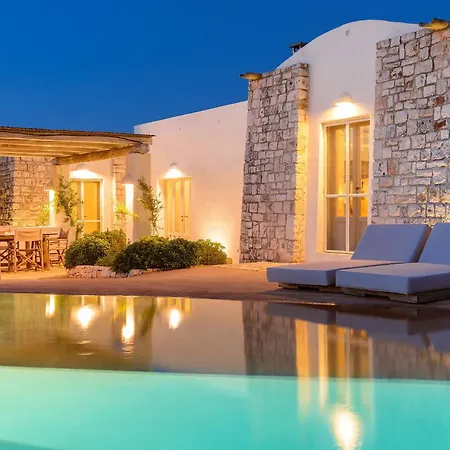 Casa de Férias In Mit Privatem Pool Ostuni